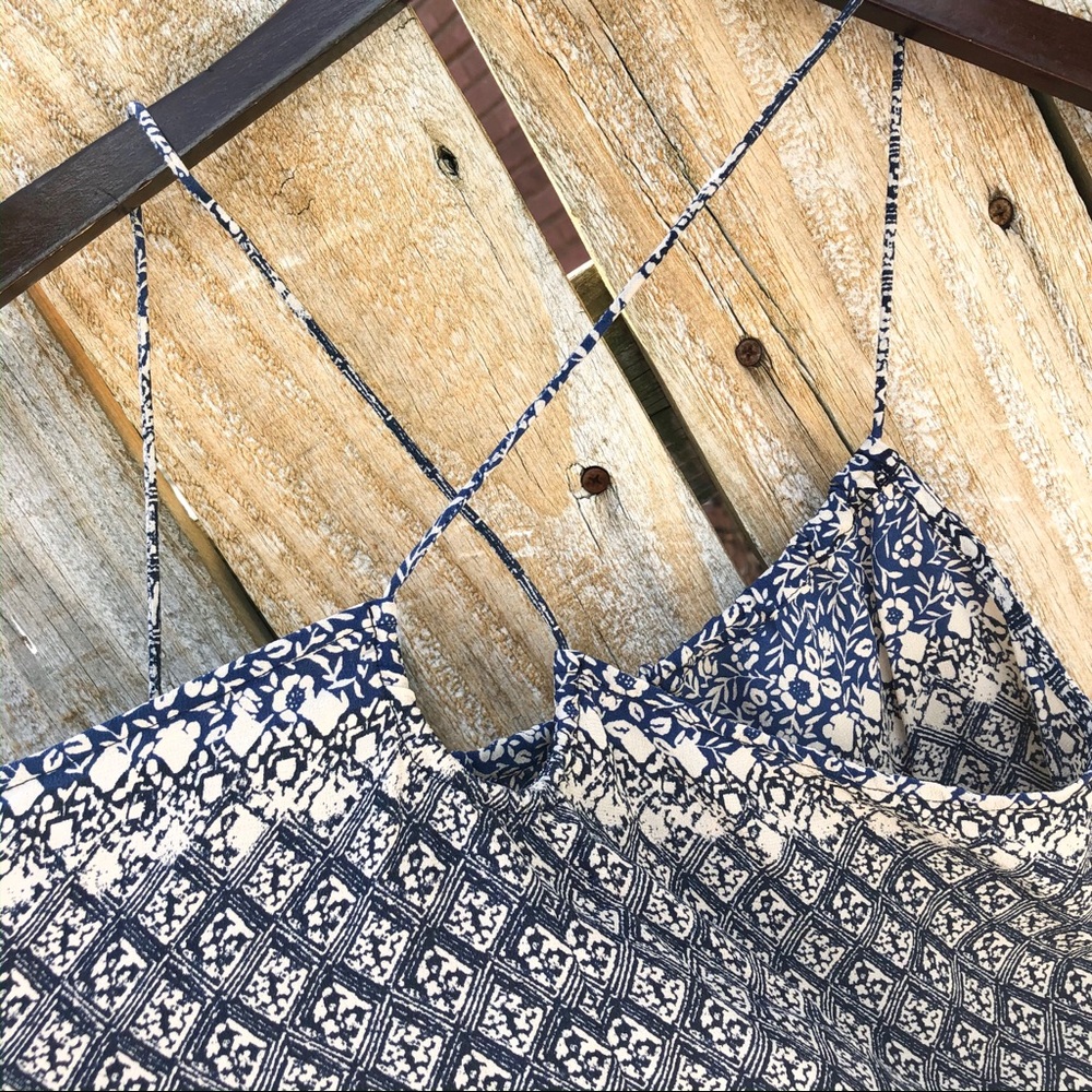 Madewell 100% Silk Tank Blue Cream Pattern - Picture 5 of 7